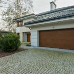 Houses for Sale with Garage: Find Your Dream Home with Parking